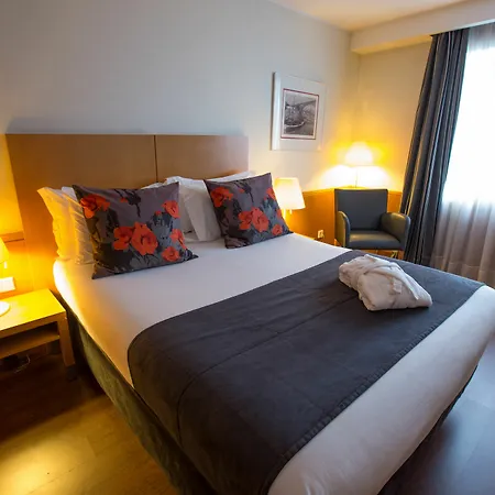 Mercure Porto Gaia Hotel 4*