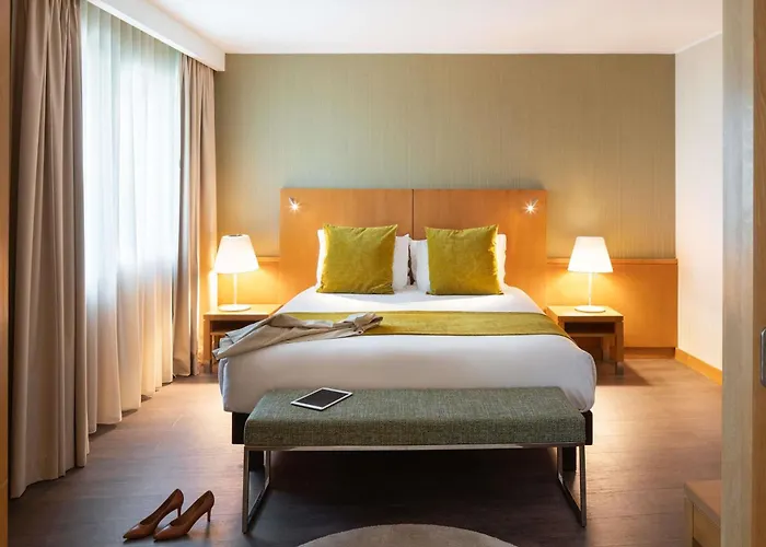 Mercure Porto Gaia 4*